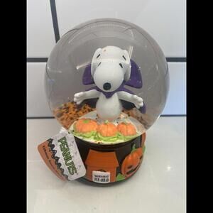 Snoopy Peanuts Halloween Musical Water Vampire Costume Snow globe Ruz 2024